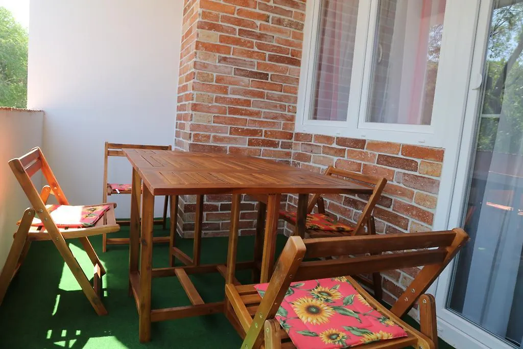 Szofi Apartman Hajdúszoboszló Lägenhet